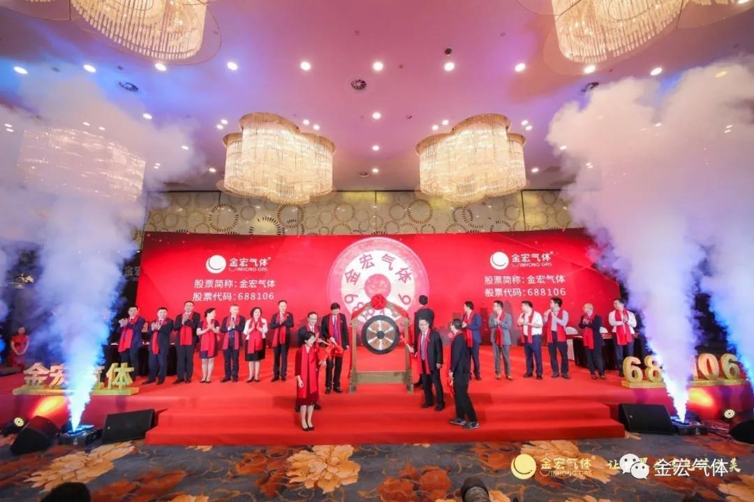 敲锣5.jpg 敲锣5.jpg